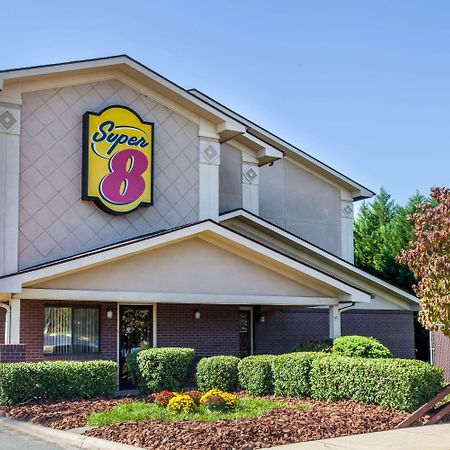 Hotel Super 8 By Wyndham Charlotte/Amusement Park Area Esterno foto